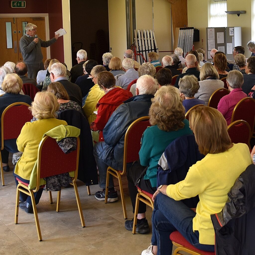 Audience at a general meeting